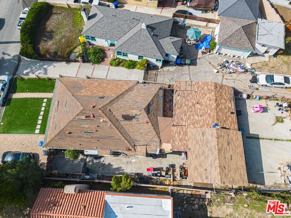 949 Dolores Drive, Altadena CA 91001