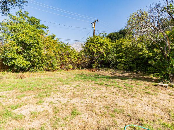 949 Dolores Drive, Altadena CA 91001