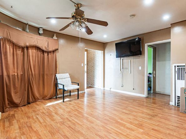 949 Dolores Drive, Altadena CA 91001