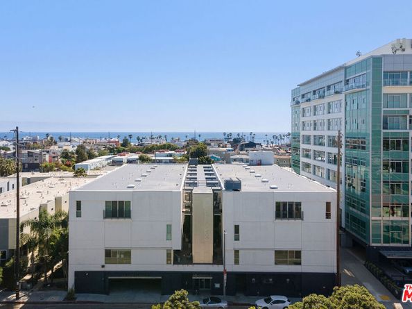 3119 Via Dolce 302, Marina Del Rey CA 90292