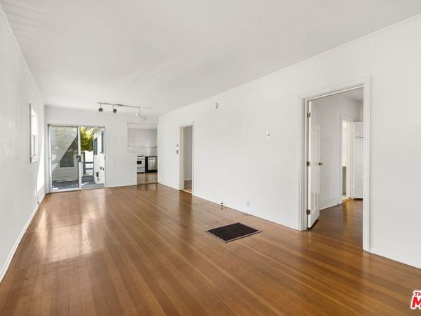 852 Venezia Avenue, Venice CA 90291