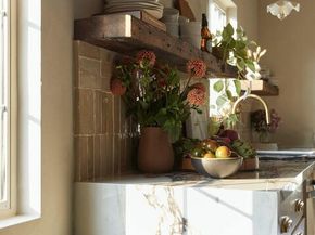 1300 S Lake Street, Burbank CA 91502