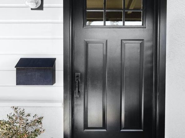 1300 S Lake Street, Burbank CA 91502