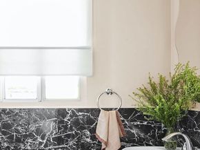 1300 S Lake Street, Burbank CA 91502