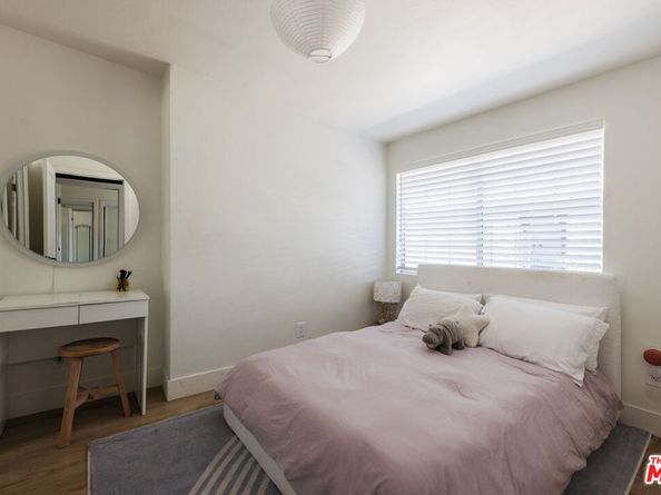 1300 S Lake Street, Burbank CA 91502