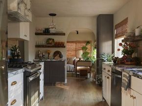 1300 S Lake Street, Burbank CA 91502