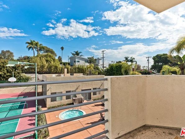 3460 S Centinela Avenue 505, Los Angeles CA 90066