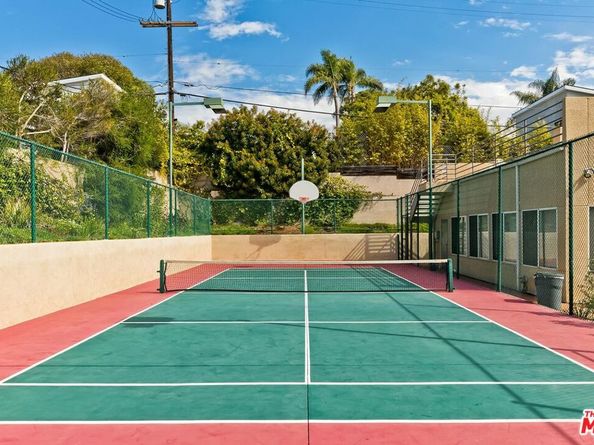 3460 S Centinela Avenue 505, Los Angeles CA 90066