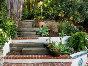 3414 Fernwood Avenue, Los Angeles CA 90039