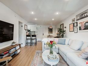 525 S Ardmore Avenue 221, Los Angeles CA 90020