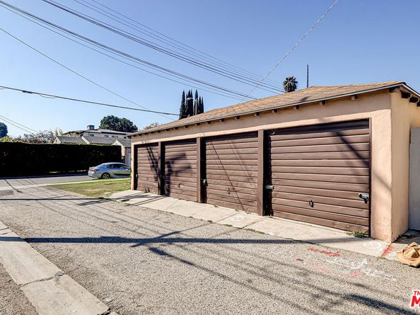 8767 Airdrome Street, Los Angeles CA 90035