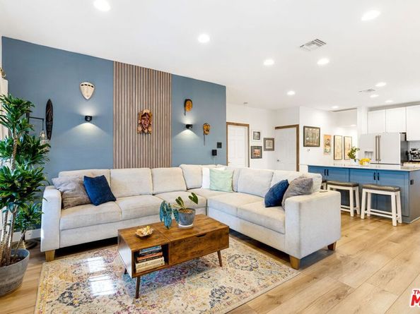 341 E 64th Street, Los Angeles CA 90003