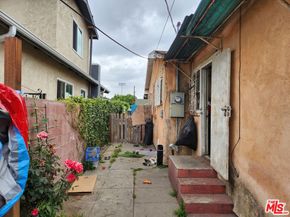 5747 3rd Avenue, Los Angeles CA 90043
