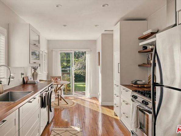 3764 Valleybrink Road, Los Angeles CA 90039