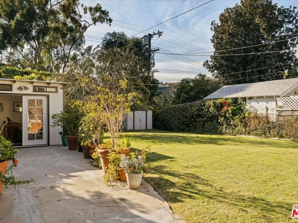 3764 Valleybrink Road, Los Angeles CA 90039