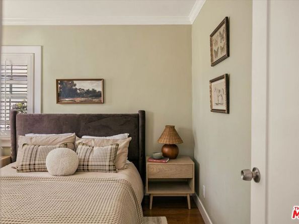 3764 Valleybrink Road, Los Angeles CA 90039