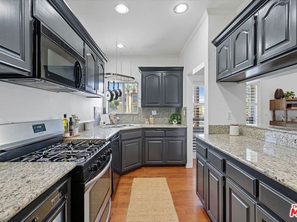 11286 Westminster Avenue 101, Los Angeles CA 90066