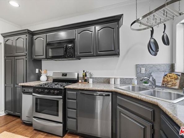 11286 Westminster Avenue 101, Los Angeles CA 90066