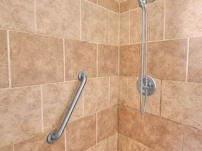 4278 S Hobart Boulevard, Los Angeles CA 90062