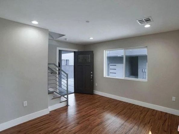 2301 Hauser Boulevard, Los Angeles CA 90016