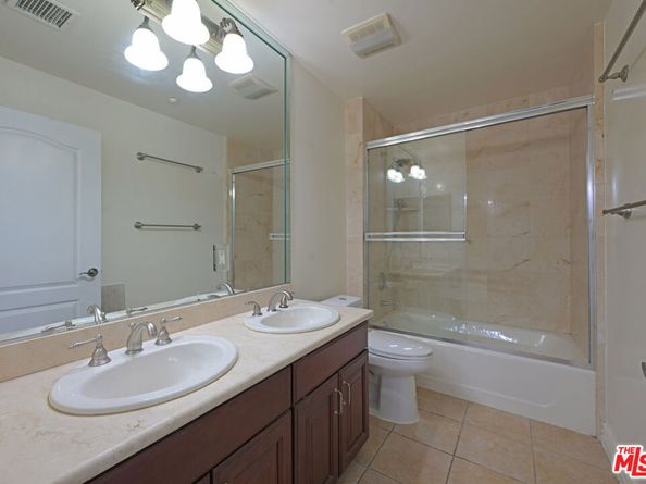 8555 Cashio Street PH4, Los Angeles CA 90035