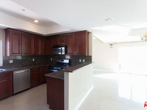 8555 Cashio Street PH4, Los Angeles CA 90035