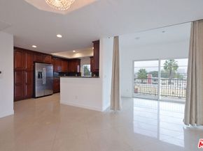 8555 Cashio Street PH4, Los Angeles CA 90035