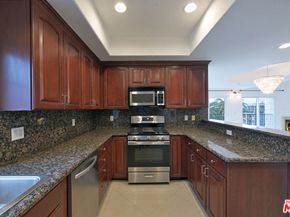 8555 Cashio Street PH4, Los Angeles CA 90035