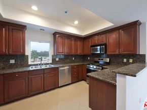 8555 Cashio Street PH4, Los Angeles CA 90035