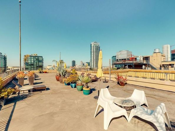 215 W 7th Street 307, Los Angeles CA 90014