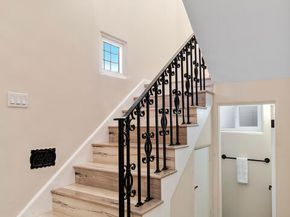 2525 W 81st Street, Inglewood CA 90305