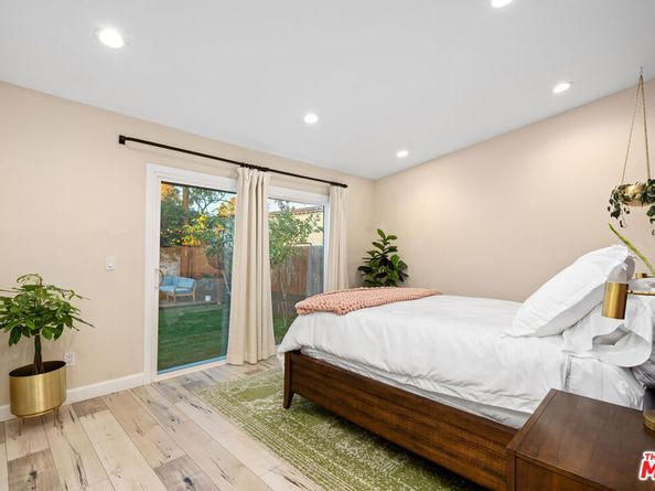 2525 W 81st Street, Inglewood CA 90305