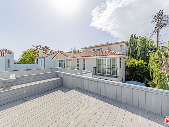 821 Lorraine Boulevard, Los Angeles CA 90005
