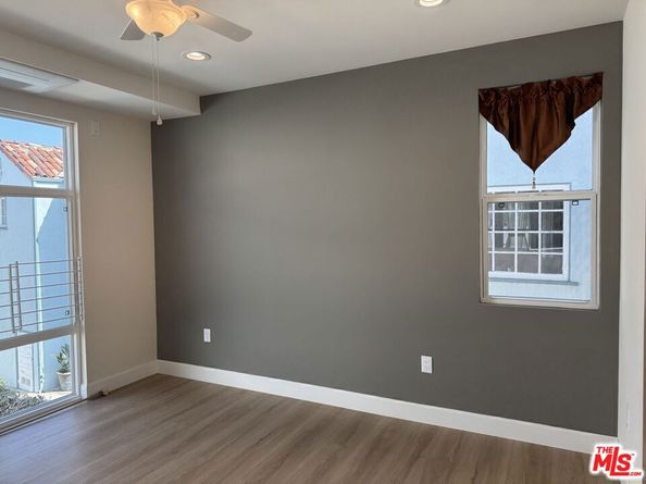 821 Lorraine Boulevard, Los Angeles CA 90005