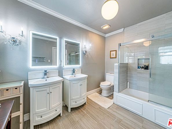 821 Lorraine Boulevard, Los Angeles CA 90005