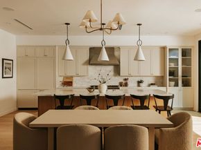 1726 Pier Avenue, Santa Monica CA 90405