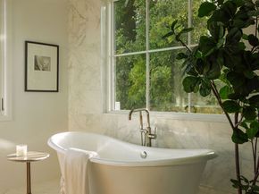 1726 Pier Avenue, Santa Monica CA 90405
