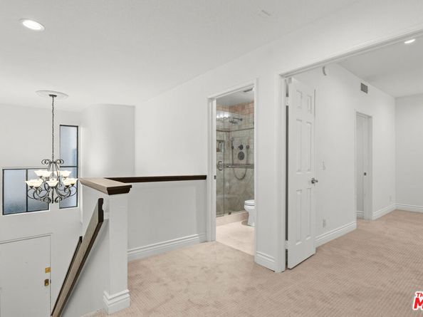 11636 Montana Avenue 107, Los Angeles CA 90049