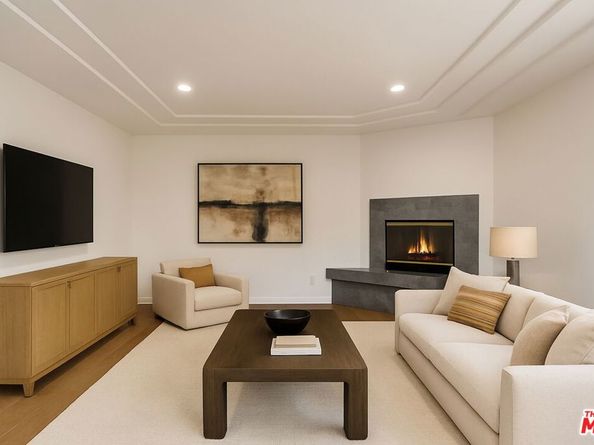 18244 Coastline Drive, Malibu CA 90265