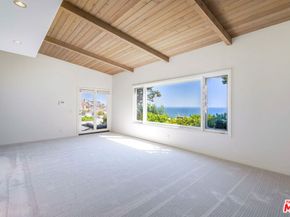 18244 Coastline Drive, Malibu CA 90265