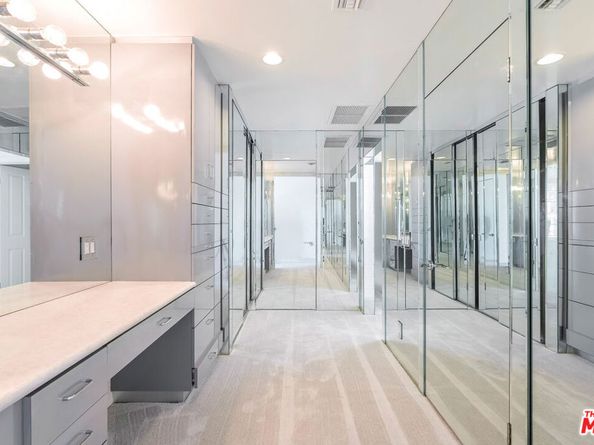 18244 Coastline Drive, Malibu CA 90265