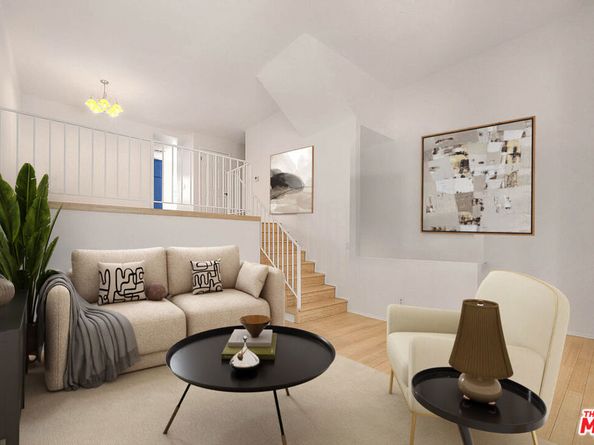 8741 Darby Avenue 16, Northridge CA 91325