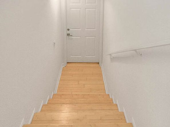 8741 Darby Avenue 16, Northridge CA 91325