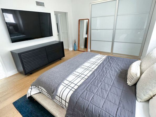 910 19th Street 101, Santa Monica CA 90403