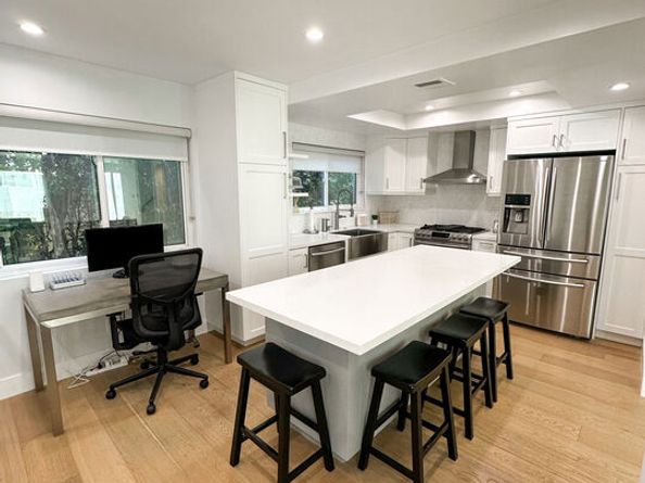 910 19th Street 101, Santa Monica CA 90403