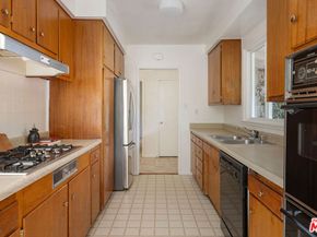 7749 Nita Avenue, Canoga Park CA 91304