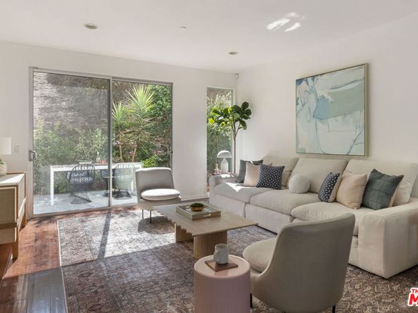 2526 N Via Artis Avenue, Los Angeles CA 90039