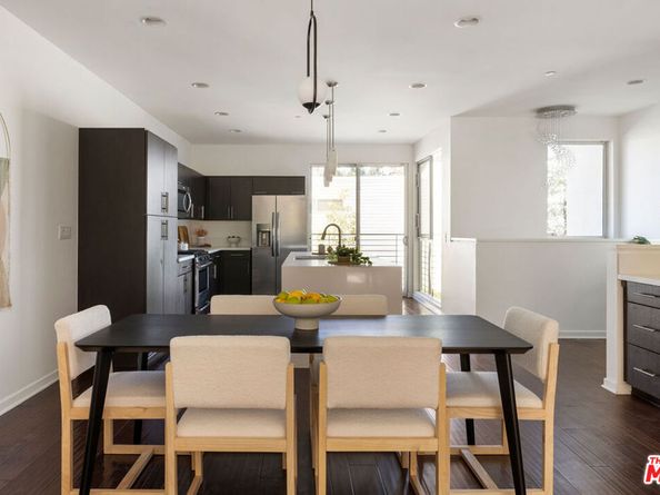 2526 N Via Artis Avenue, Los Angeles CA 90039