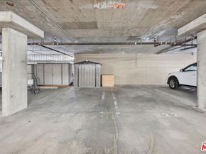 13331 Moorpark Street 123, Sherman Oaks CA 91423