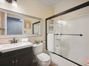13331 Moorpark Street 123, Sherman Oaks CA 91423